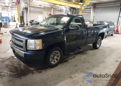 2008 Chevrolet Silverado 1500 Work Truck z USA, uszkodzony, nr VIN 1GCEC14X98Z308169
